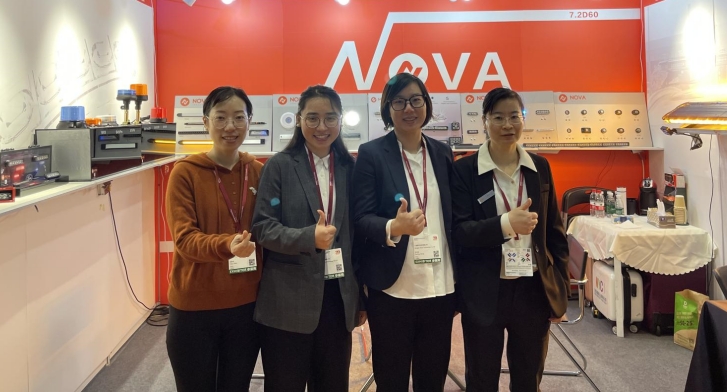 ผู้ผลิตไฟเตือน NOVA ใน Automechanika Shanghai